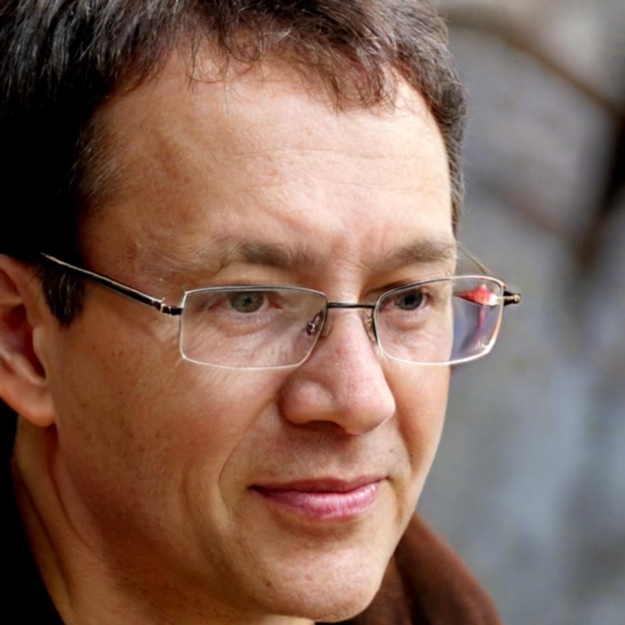 Portrait de Thomas Laurent, consultant en optimisation budgétaire
